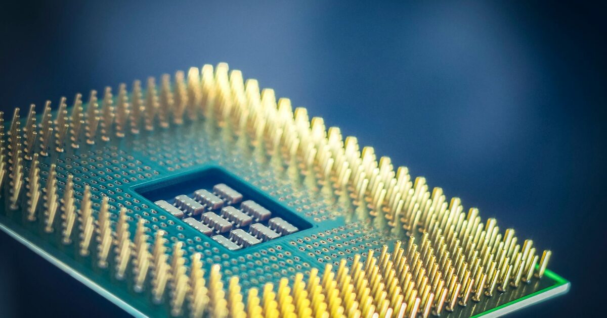 Google lance deux nouveaux TPU pour l&rsquo;ère des agents IA
