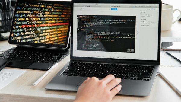 Qwen3.6 débarque et révolutionne le code local